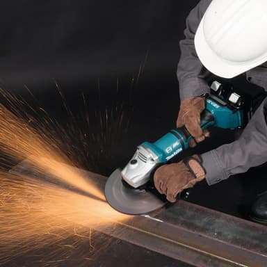 Makita DGA900ZK